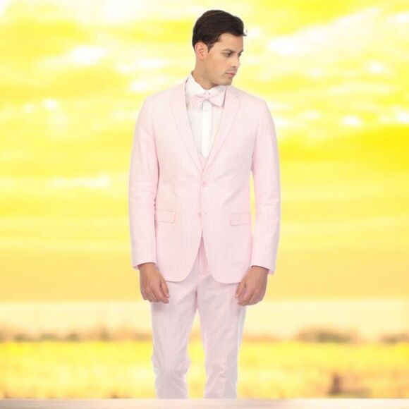 FERRECCI MEN'S PINK COTTON-LYCRA SLIM FIT SEERSUCKER SUIT. HARWIN. - Picture 1 of 12